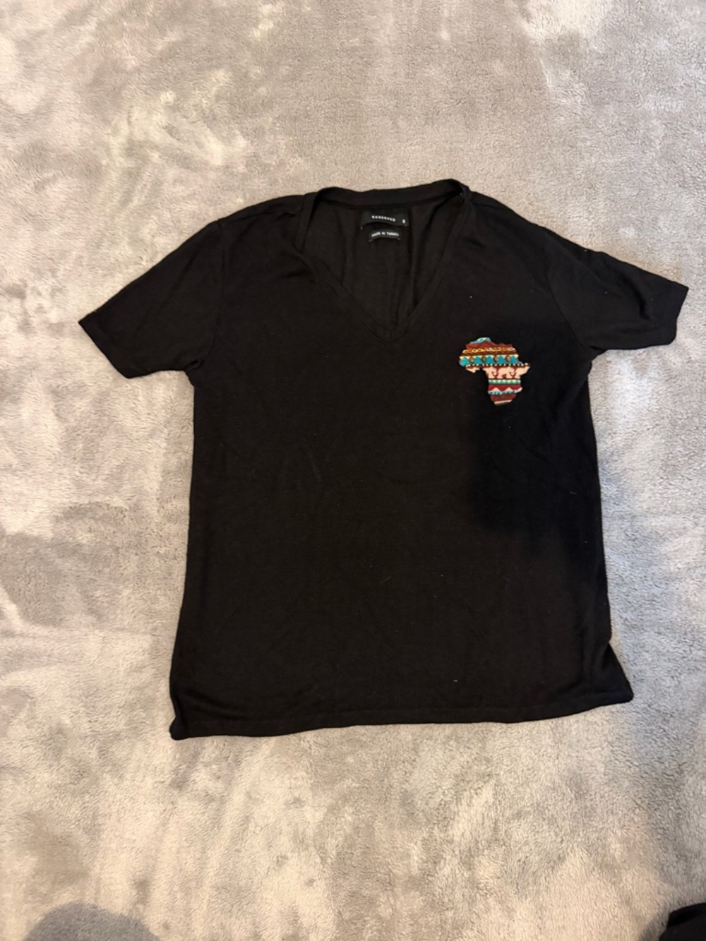 Reserved black V-Neck Tee with Colorful Africa Patch